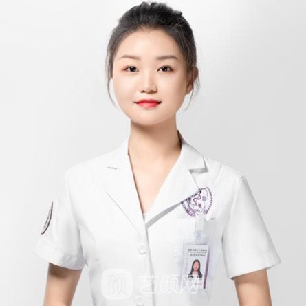 杨莉