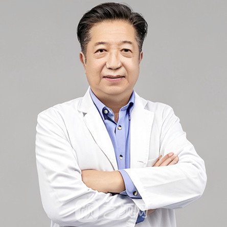 王刚