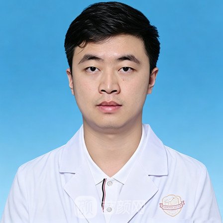 蔡思源