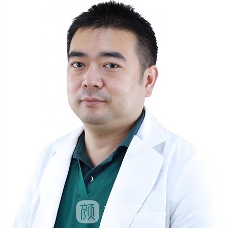 黄胜华