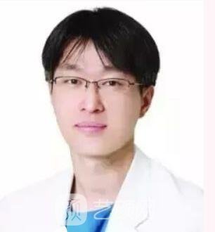金成植